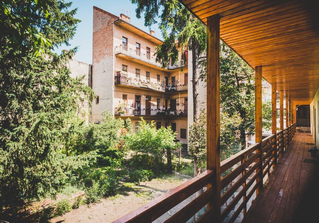 Zen Hostel by Pura Vida Cluj-Napoca Exterior foto