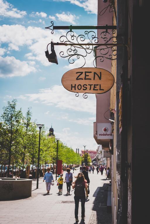 Zen Hostel by Pura Vida Cluj-Napoca Exterior foto