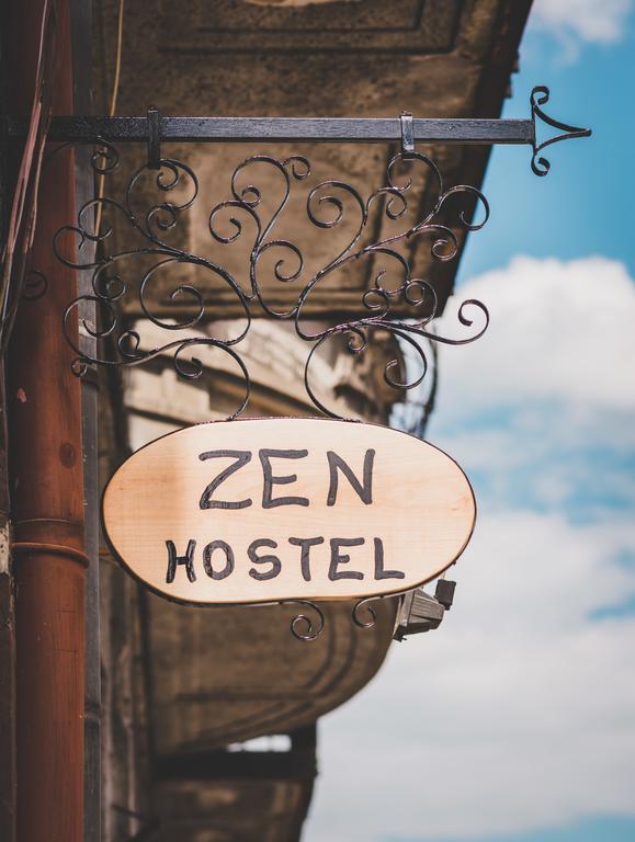 Zen Hostel by Pura Vida Cluj-Napoca Exterior foto